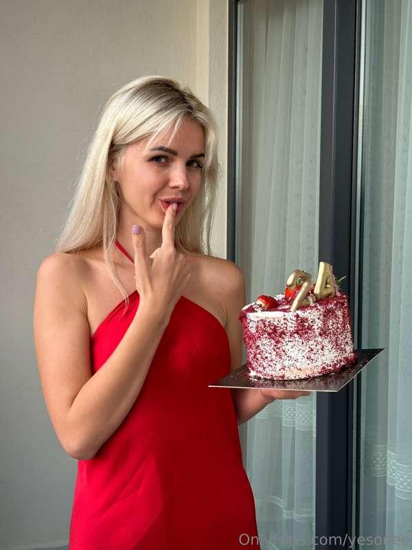 Wow! I'm 24 tomorrow, but I'm ready to accept your gifts rig..