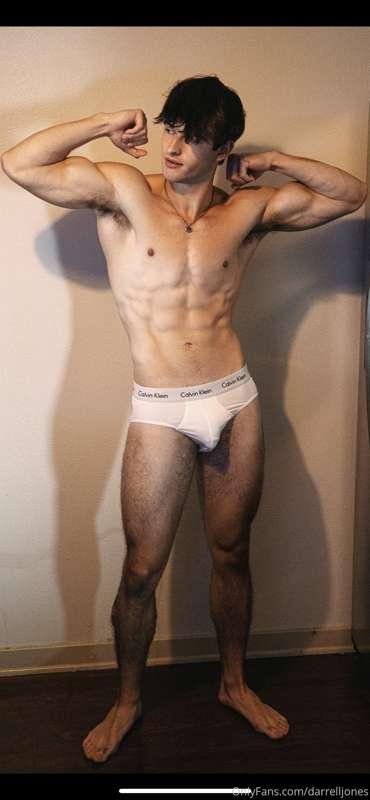 Brand new UNCESNORED photos posted this morning make sure to..