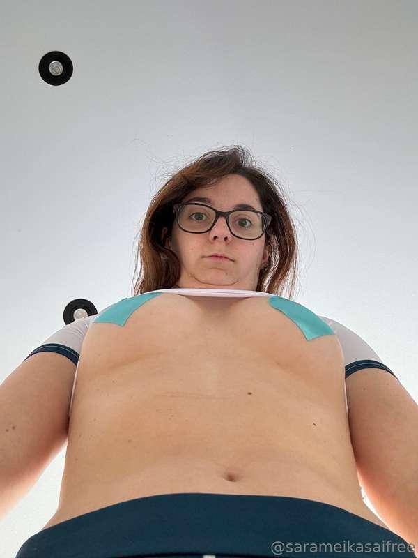 Go check your DMs for free booty and titties or I will keep ..