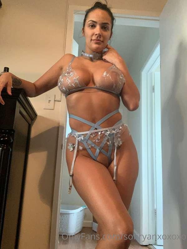 Your late night snack has arrived 😏