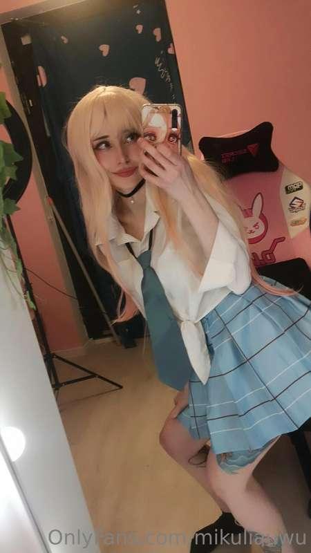 A little my Marin cosplay (selfie) 😋

I'd like to take some ..
