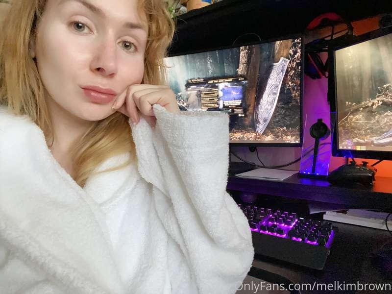 Ah yes. I, too, love a long ESO update 🙃

(Wanna see me amat..