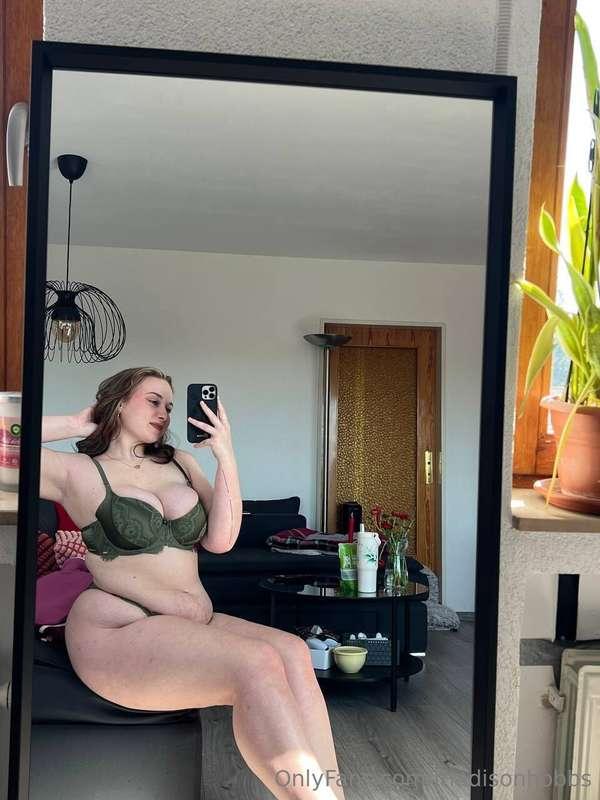 madisonhobbs image #1