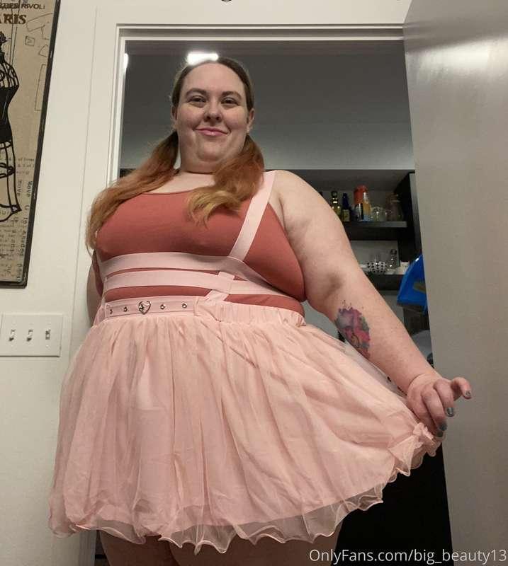 Daddy got me a cute new outfit 👧