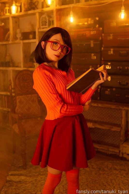 Look how beautiful Velma turned out 😍


#fyp #cosplay #cosplaygirl #velma #scoobydoo 