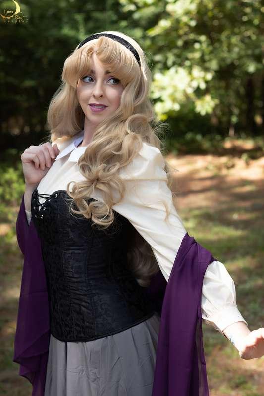 "Past" Cosplay set is up and ready to view!