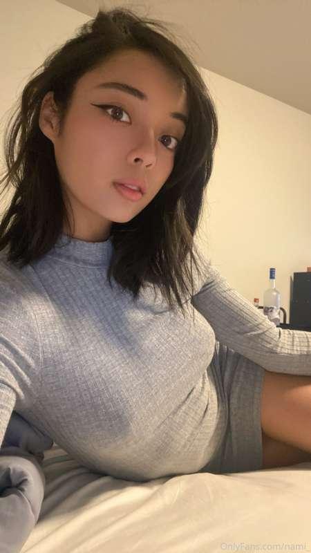 Who knew turtlenecks would look good on me 🤔🥰