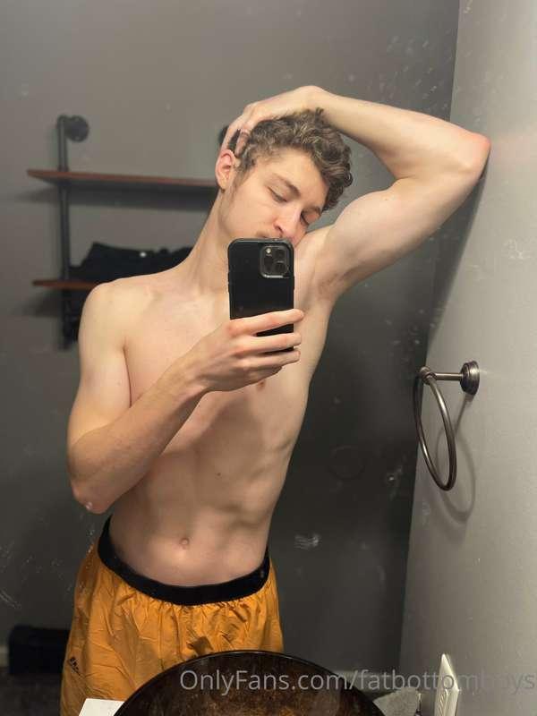 I need a new workout routine, I want to be swole💪