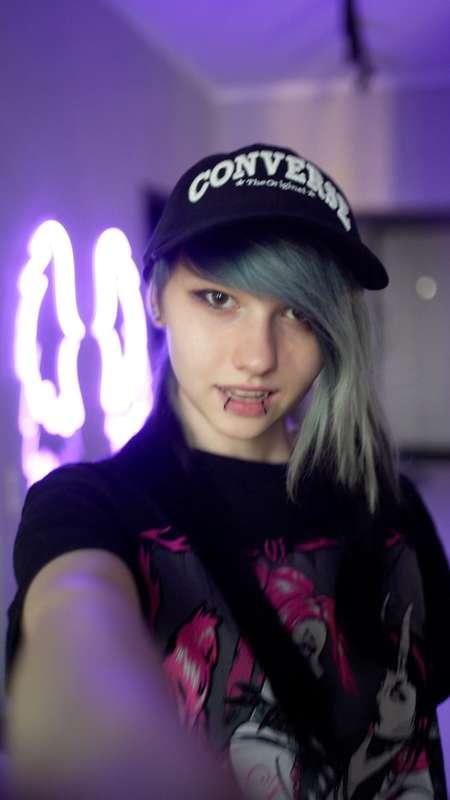 little_emo_kitten image #2
