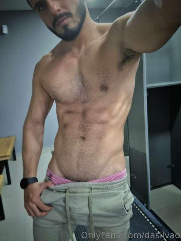 Sexy pink underwear! 😏