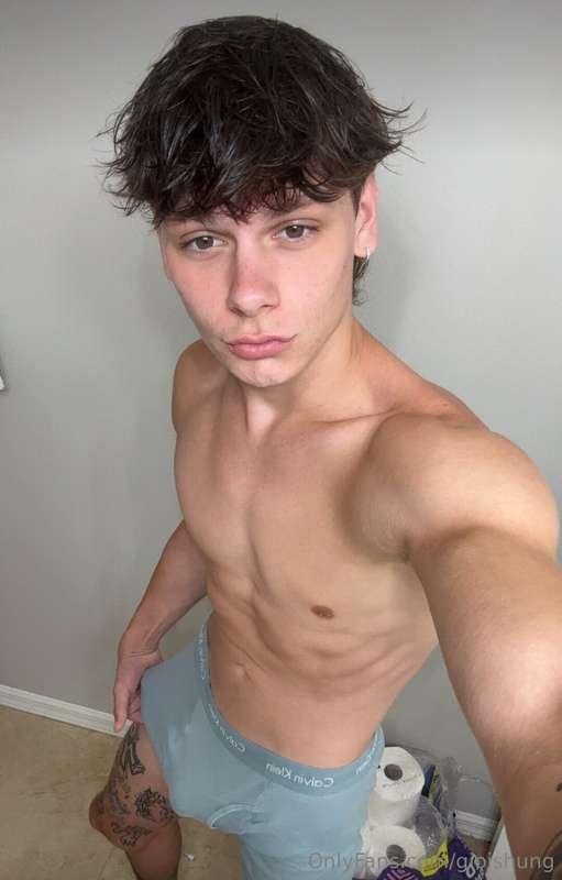 Should we collab?? Go check out fellow tiktok famous florida..