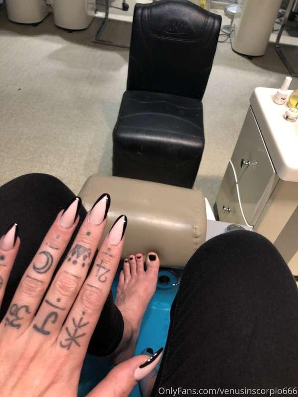 Keeping myself perfect for you babe 🥰
