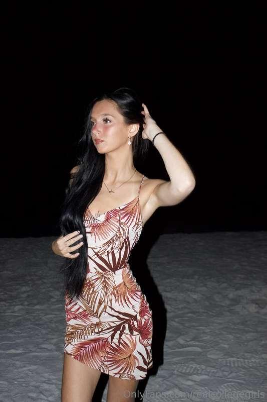 realcollegegirls image #1