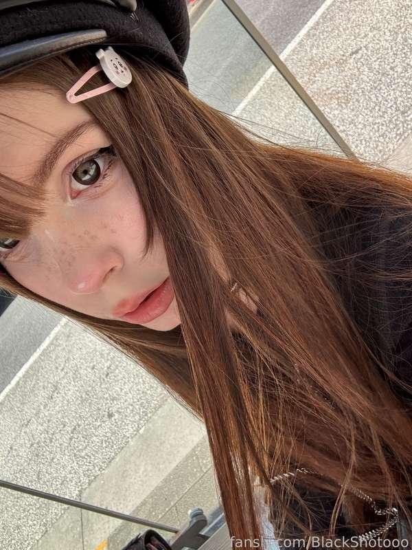 hello hello!!  i’m in Japan again ^_^ ᯓ★ this time i'm going to have a long trip to different cities here, but for now i'm in Tokyo, walking and enjoying this wonderful city ᥫ᭡ for me Japan is really a place of inspiration and peace can't describe in words how incredible I feel here &gt;⩊&lt;