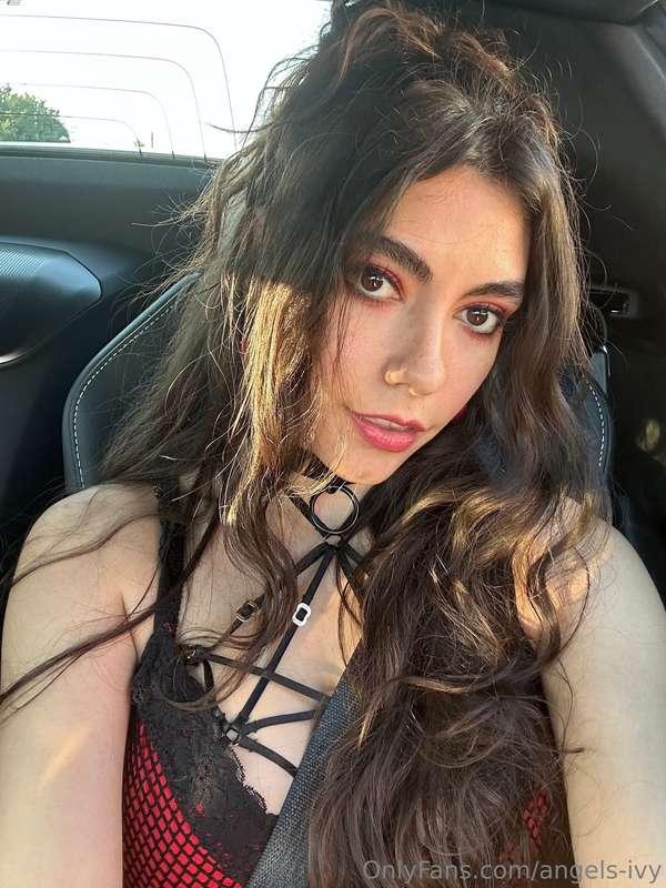 I'm back! I saw an ad for this burlesque/sexy acrobatics sho..