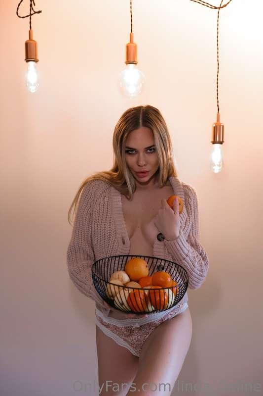 You wanna see more? Take off this sweater?☺️😊😇