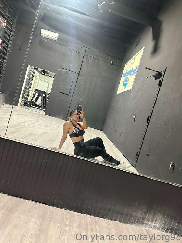 Post workout flick, morning babes!☀️