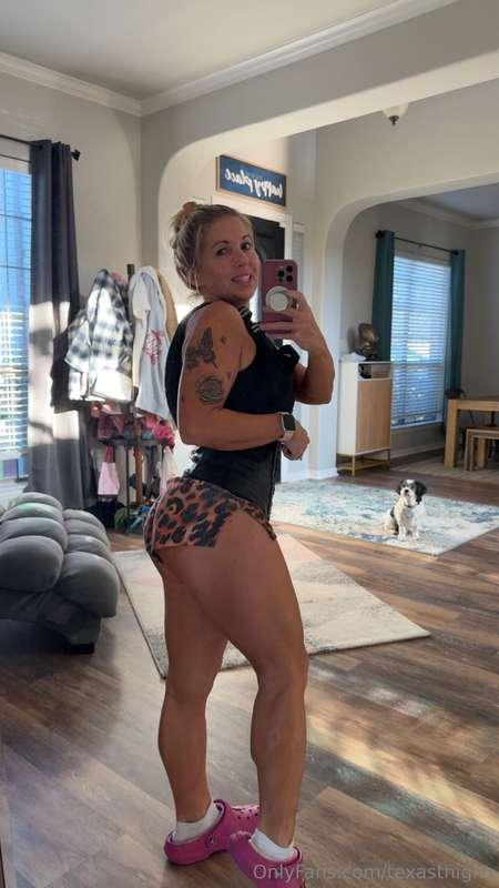 Thick booty check🤭🍑