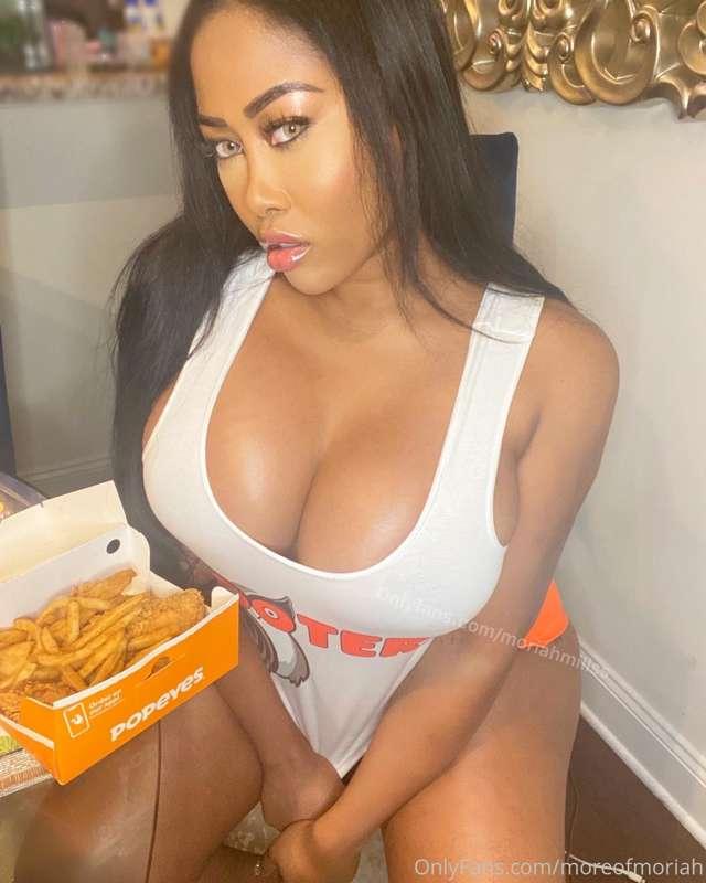 Titty or Trick? Come get it on @moriahmillss 🎃👻