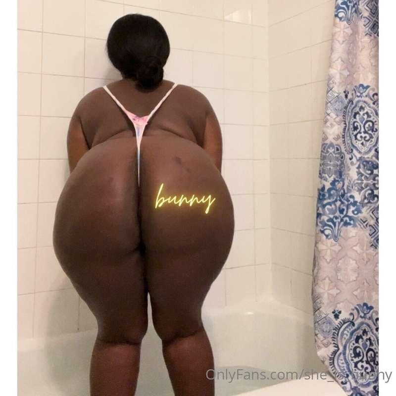 ⭐️I amaze myself⭐️ 💕Feeling so sexy in this shoulder wedgie❤..