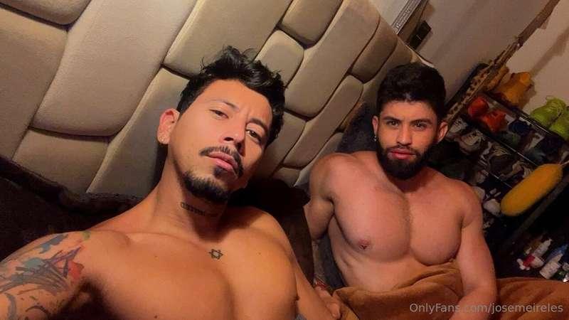 A bath and bed with this male https://onlyfans.com/josemeire..