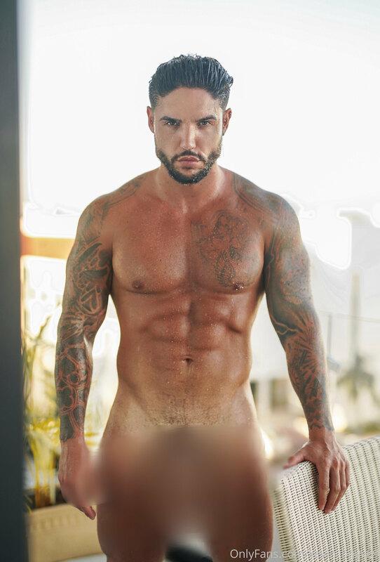 Amazing new pic on my vip account, click to see my dick   @k..