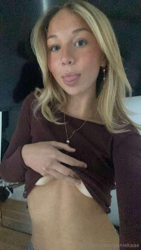 LIVE TODAY!!! I am going live on here at 4pm MST in about on..