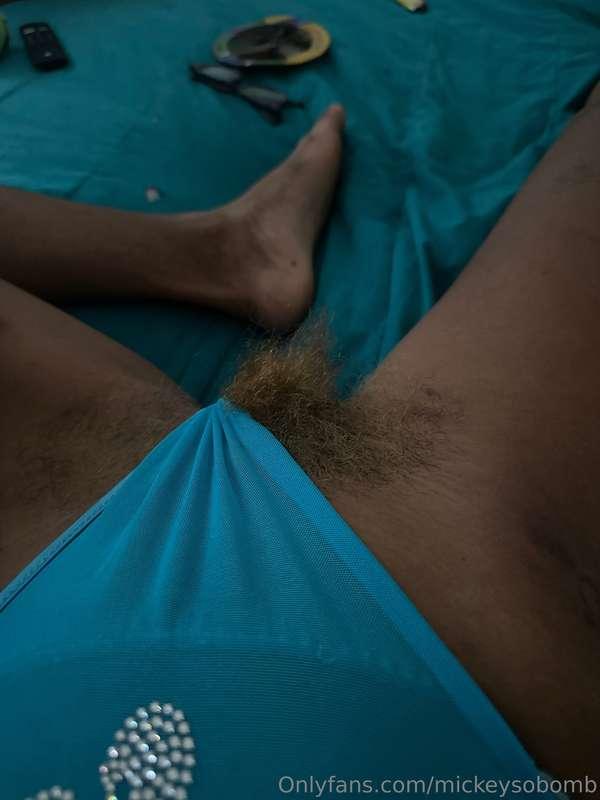 wanna see the lips?
