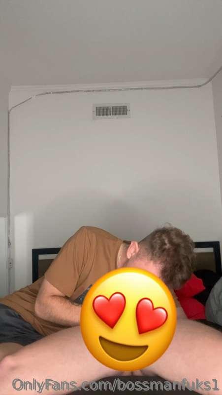 Watch me get head from a guy for the 1st time👀

He went all ..