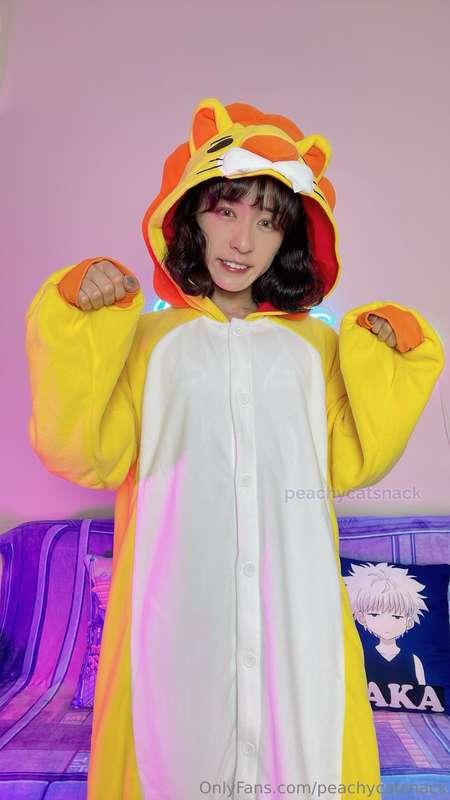 peachycatsnack image #6