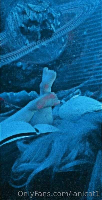 C'mon daddy don't you want to tip and give me motivation to ..