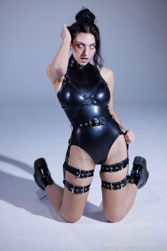 ana_levide image #239