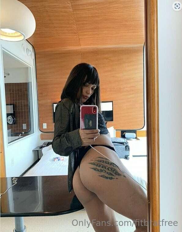 Comment below what youi're doing after I sit on your face