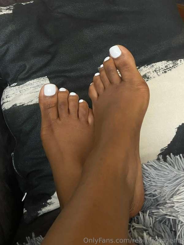 I got a pedicure 🤭👣