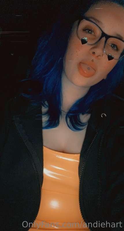 Out tonight, any tips because I’m cute? I’ll have a drink on..
