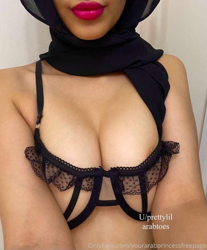 Come join my VIP just uploaded some new pics on my main feed..