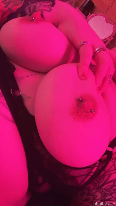 uhhitscake image #12