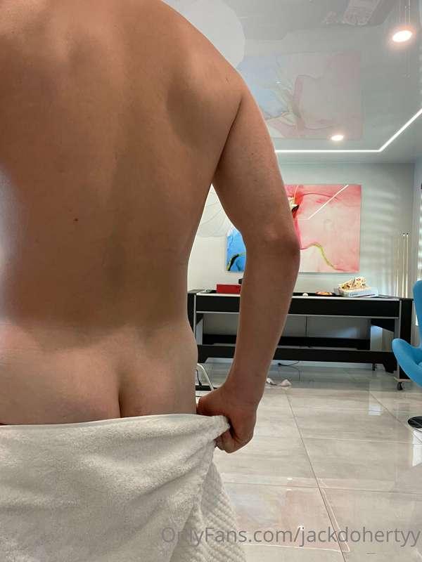 Like the white ass?