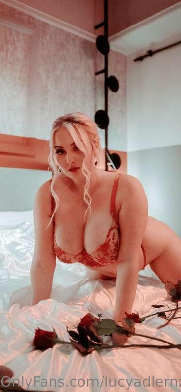 I'm so horny thinking of all the naught boys who will be str..