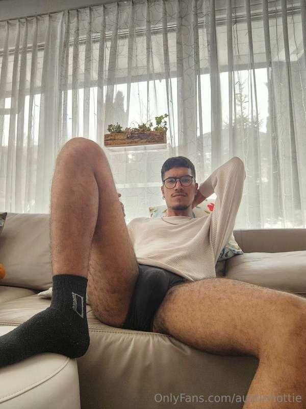 🧨 @justjasson 🧨 This guy is here to please all your dirty ne..