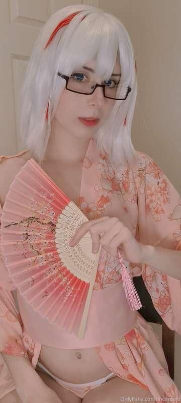 Thanks for voting darlings~
I've been pretty unwell the past..