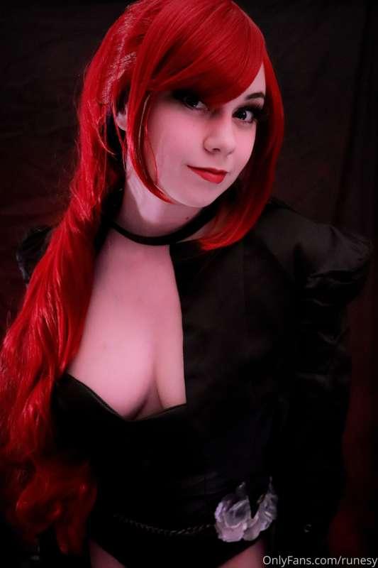 Persona 5 -- Sumire cosplay!