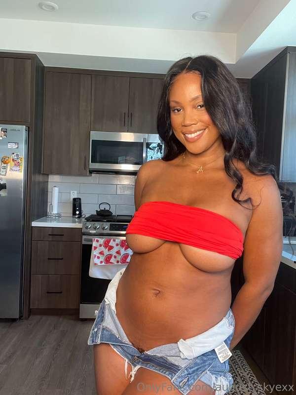 Lil outfit check 😜