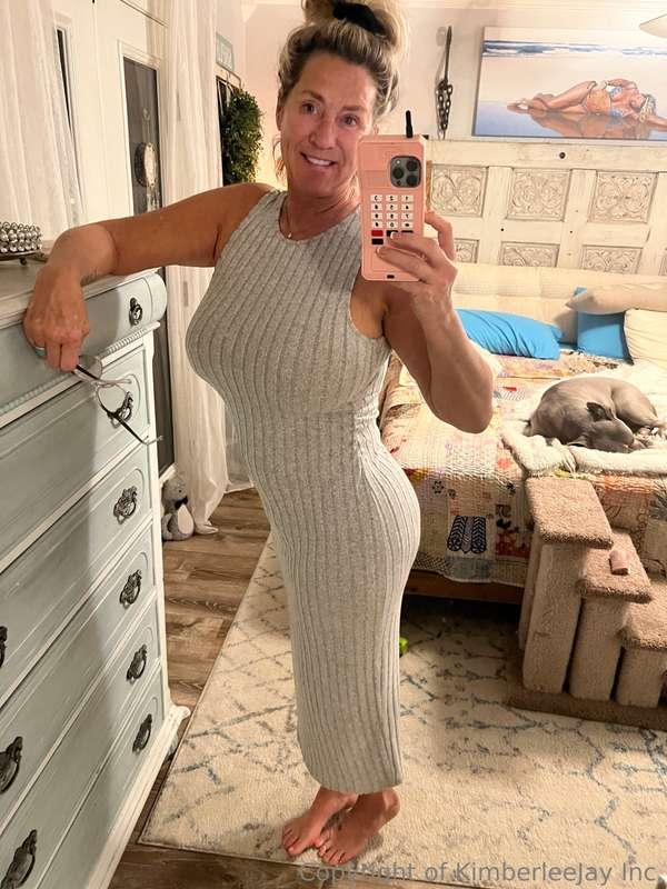 forgot I even had this dress, kinda a clingy.....like it or ..