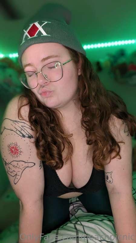btw I'm still super cute just in case you were wondering 🥰🥰