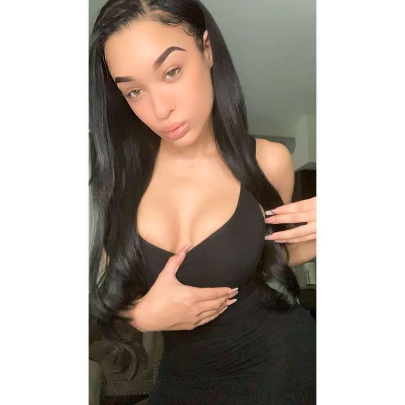 Effortlessly seductive 😏
