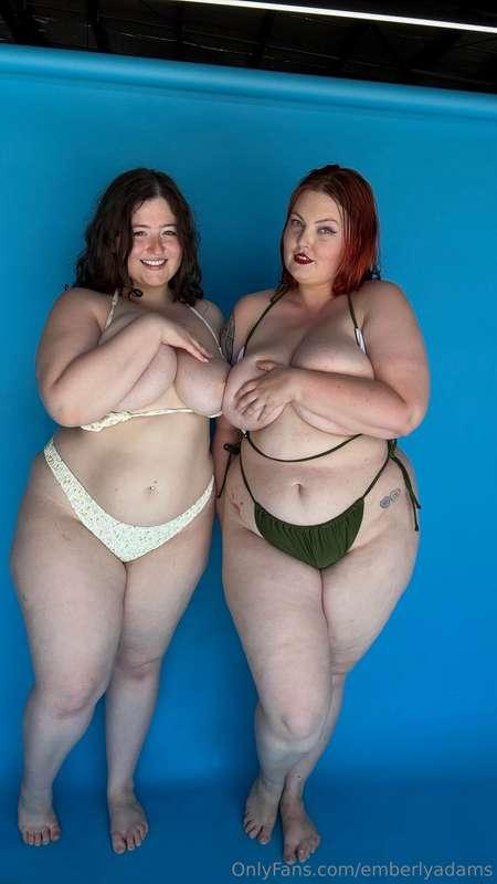 Swipe to move our hands 😏 