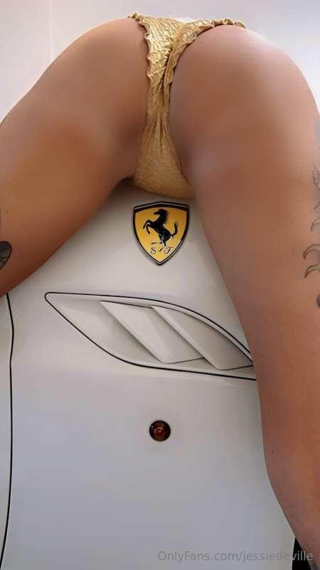 Check your inbox and Unlock my new videos babes!! 💋💋💋💋