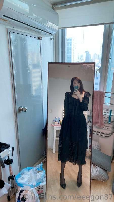 그냥 평소 제 모습이에요 별로 꾸미진 않았어요  자연스러운거 좋아하시는 분들도 많아서