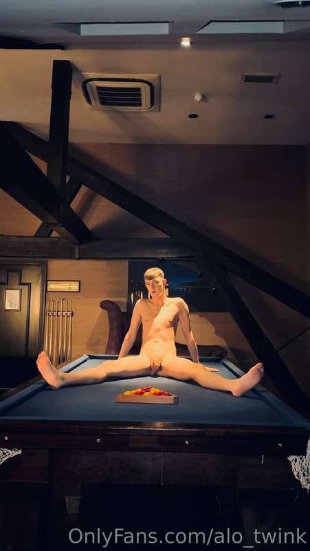 alo_twink image #2